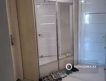 4-комнатная квартира, этаж 2 из 2, 90 м²