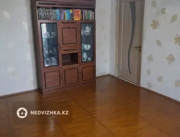 4-комнатная квартира, этаж 2 из 2, 90 м²