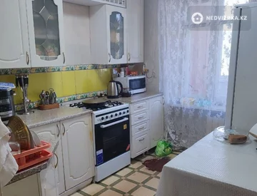 4-комнатная квартира, этаж 2 из 2, 90 м², миниатюра 7