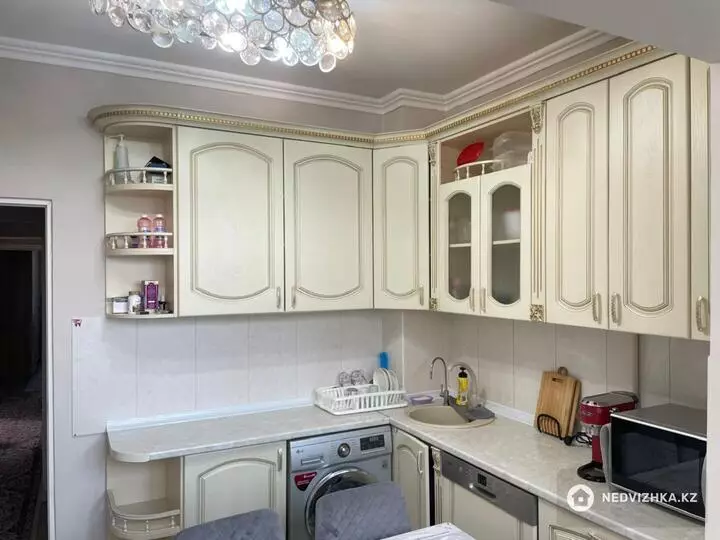 3-комнатная квартира, этаж 6 из 9, 75 м²
