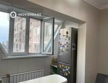 3-комнатная квартира, этаж 6 из 9, 75 м², миниатюра 4