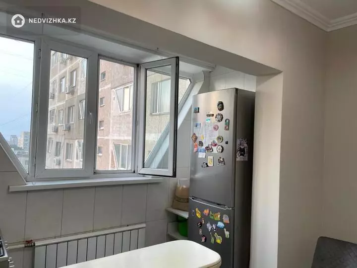 3-комнатная квартира, этаж 6 из 9, 75 м², фотография 4