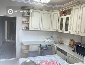 3-комнатная квартира, этаж 6 из 9, 75 м², миниатюра 2