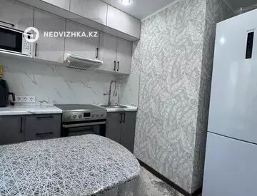 3-комнатная квартира, этаж 2 из 5, 62 м², миниатюра 6