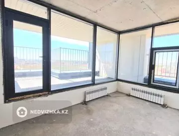 5-комнатная квартира, этаж 14 из 15, 187 м², миниатюра 1