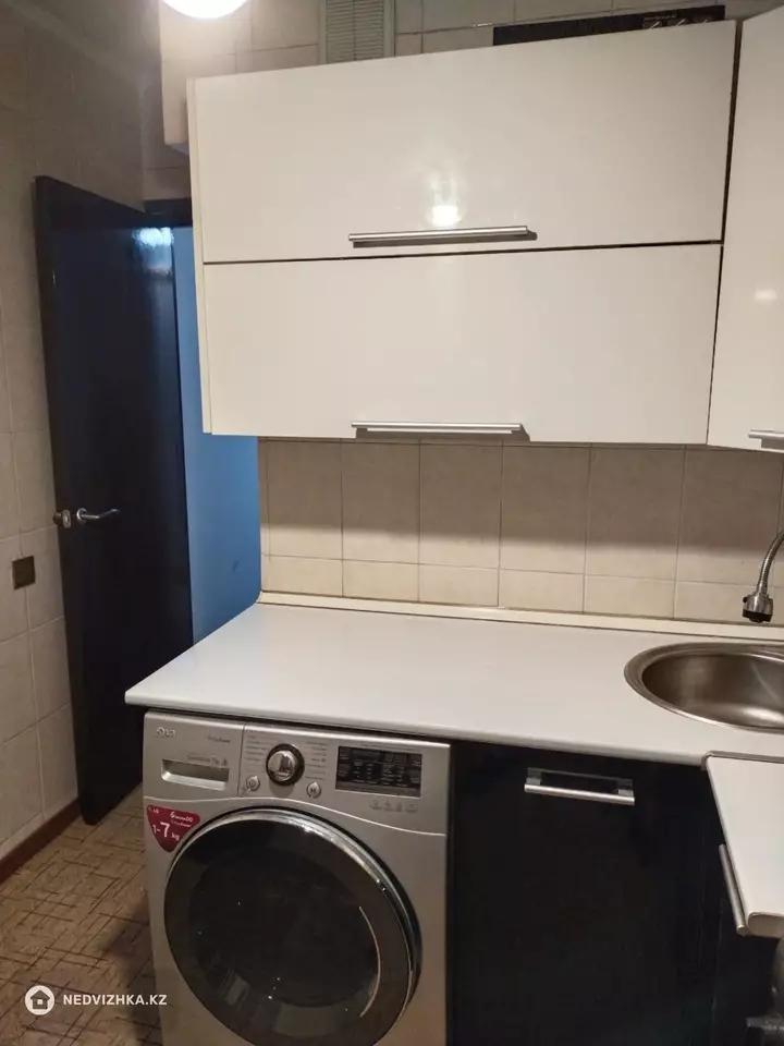 1-комнатная квартира, этаж 4 из 5, 33 м², фотография 4