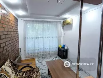 1-комнатная квартира, этаж 4 из 4, 30 м²