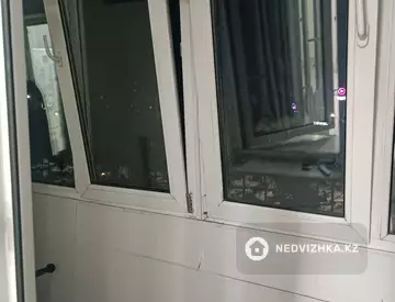 1-комнатная квартира, этаж 4 из 5, 32 м²