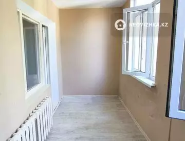 2-комнатная квартира, этаж 3 из 5, 58 м², миниатюра 10