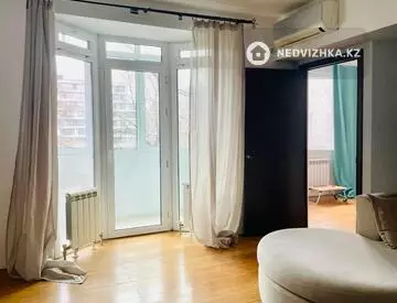 3-комнатная квартира, этаж 5 из 5, 80 м², миниатюра 3