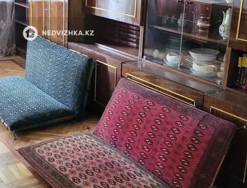 3-комнатная квартира, этаж 5 из 5, 83 м², На длительный срок