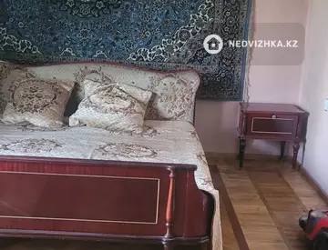 3-комнатная квартира, этаж 5 из 5, 83 м², На длительный срок