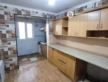 3-комнатная квартира, этаж 5 из 5, 60 м²