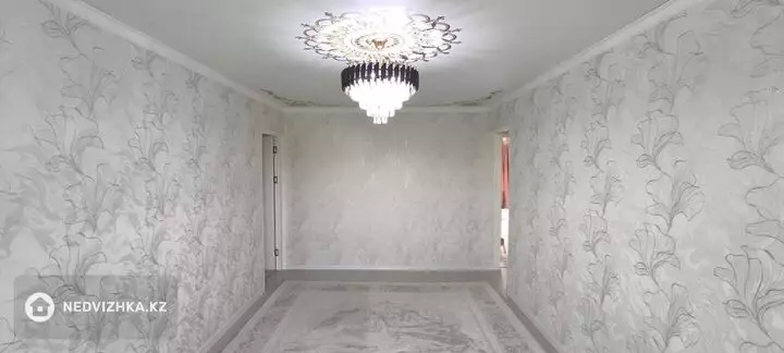 3-комнатная квартира, этаж 5 из 5, 60 м², фотография 3