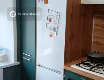 2-комнатная квартира, этаж 4 из 5, 45 м²
