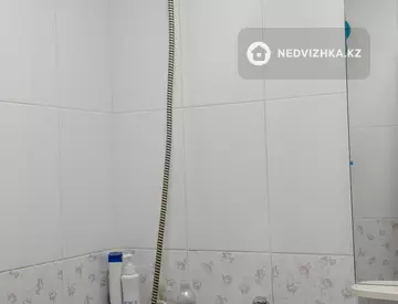 2-комнатная квартира, этаж 4 из 5, 45 м²