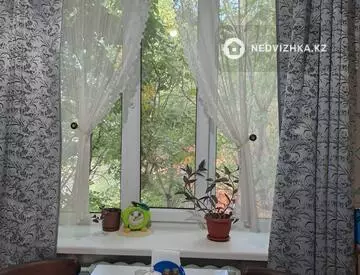 3-комнатная квартира, этаж 3 из 3, 75 м²