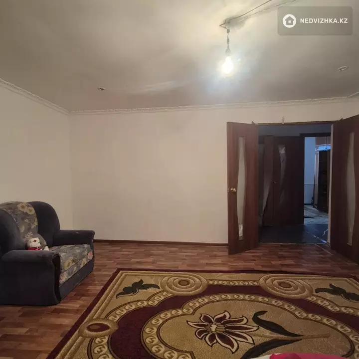 3-комнатный дом, 3.5 соток, 80 м², фотография 2