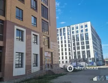 4-комнатная квартира, этаж 5 из 9, 103 м², миниатюра 3