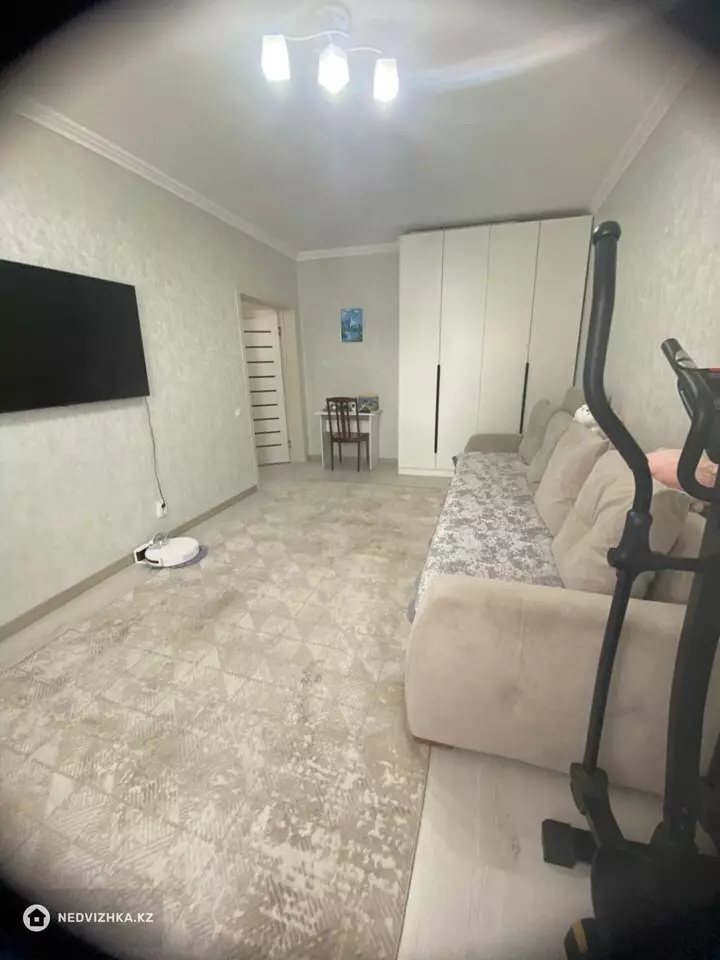 2-комнатная квартира, этаж 5 из 10, 53 м², фотография 3