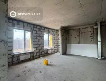 2-комнатная квартира, этаж 1 из 10, 72 м², миниатюра 11