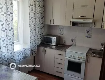 2-комнатная квартира, этаж 1 из 5, 45 м²