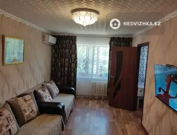 2-комнатная квартира, этаж 1 из 5, 45 м²
