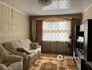 3-комнатная квартира, этаж 3 из 9, 74 м²