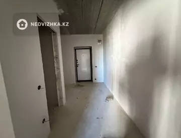 2-комнатная квартира, этаж 5 из 9, 81 м², миниатюра 7
