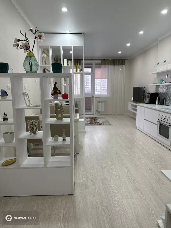 2-комнатная квартира, этаж 4 из 11, 64 м², 5-фотосурет
