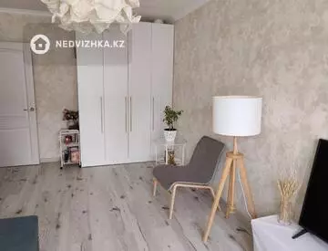 1-комнатная квартира, этаж 1 из 5, 32 м²