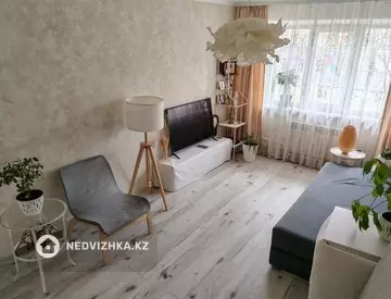 1-комнатная квартира, этаж 1 из 5, 32 м²