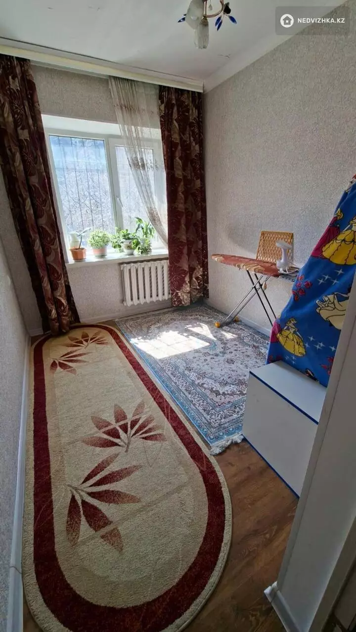 3-комнатная квартира, этаж 2 из 4, 61 м², фотография 5