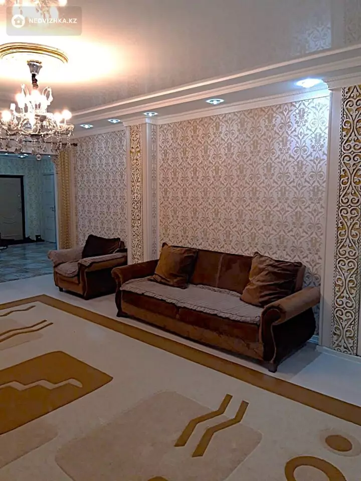 3-комнатная квартира, этаж 14 из 16, 130 м², фотография 3