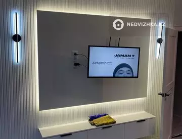 2-комнатная квартира, этаж 3 из 9, 60 м²