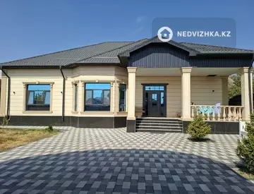 6-комнатный дом, 8 соток, 210 м²