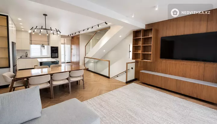 4-комнатный таунхаус, 1 соток, 215 м², фотография 5