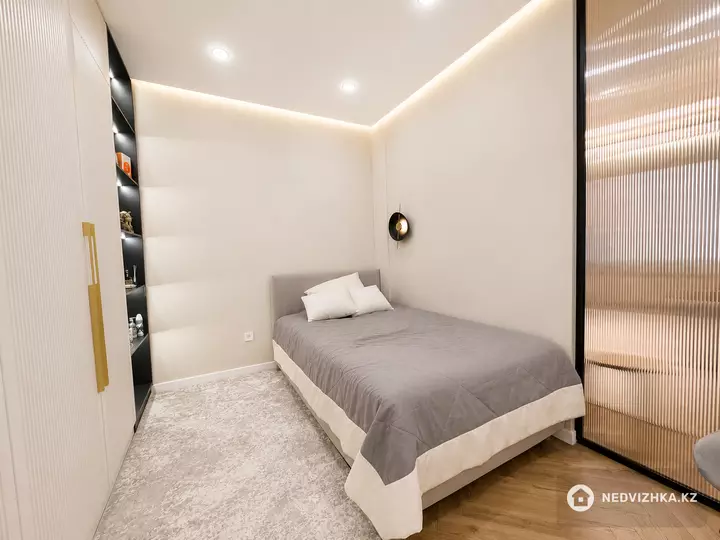 2-комнатная квартира, этаж 5 из 6, 48 м², фотография 3