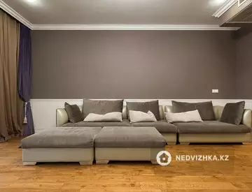 5-комнатная квартира, этаж 3 из 9, 165 м², миниатюра 3