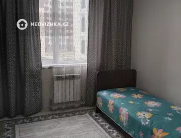 3-комнатная квартира, этаж 3 из 12, 70 м², На длительный срок