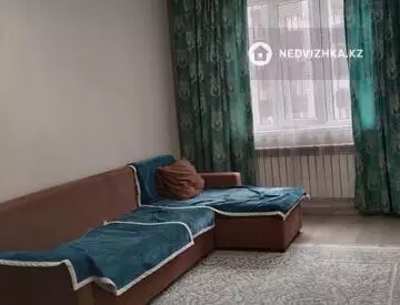 3-комнатная квартира, этаж 3 из 12, 70 м², На длительный срок