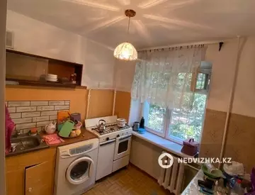 2-комнатная квартира, этаж 2 из 5, 42 м²