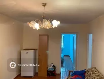 2-комнатная квартира, этаж 2 из 5, 42 м², миниатюра 7