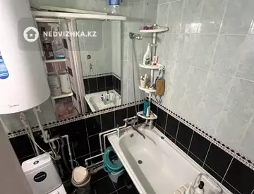 2-комнатная квартира, этаж 5 из 5, 37 м²