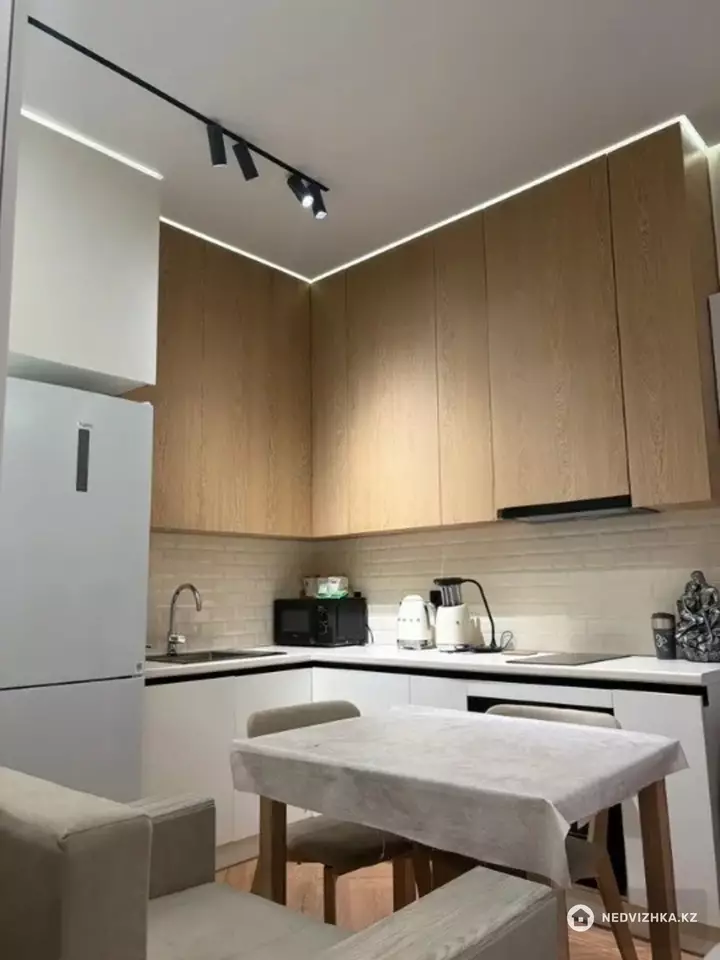 1-комнатная квартира, этаж 3 из 13, 29 м²