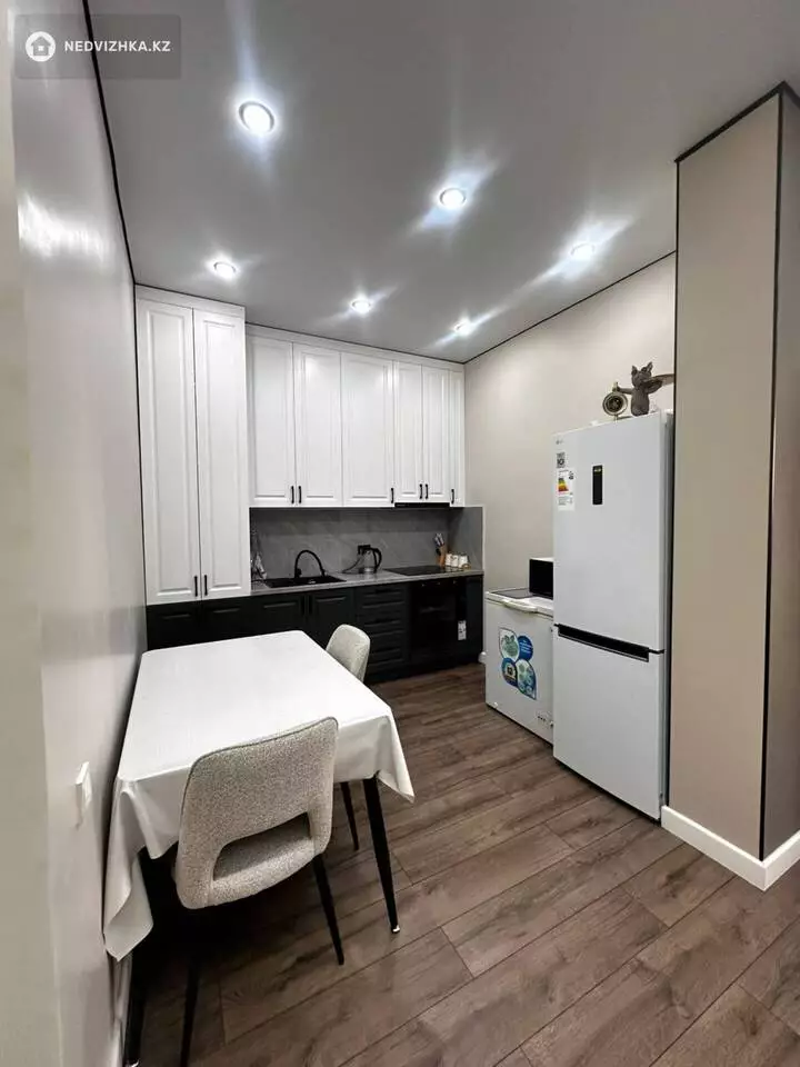 2-комнатная квартира, этаж 11 из 18, 55 м², фотография 4