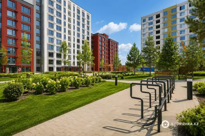 3-комнатная квартира, этаж 7 из 12, 106 м², фотография 5
