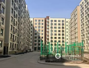 1-комнатная квартира, этаж 1, 42 м², миниатюра 3