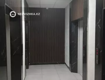 1-комнатная квартира, этаж 25 из 25, 43 м²