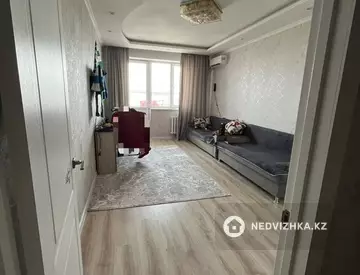 1-комнатная квартира, этаж 25 из 25, 43 м²